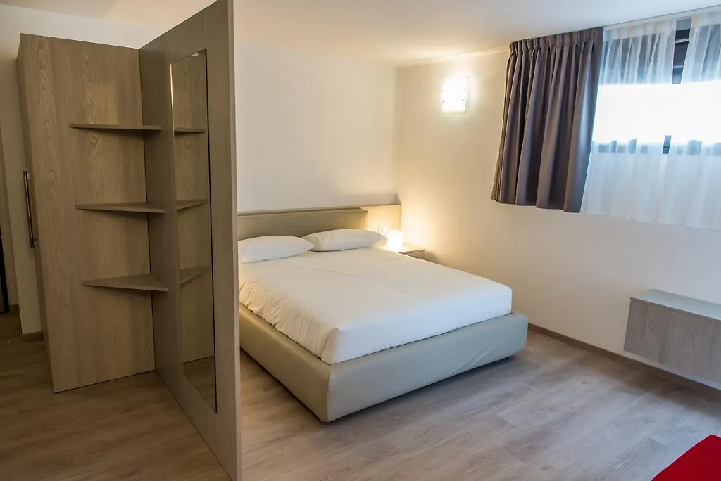 Residenza Luigina Apartment Varenna 0*,  Italy